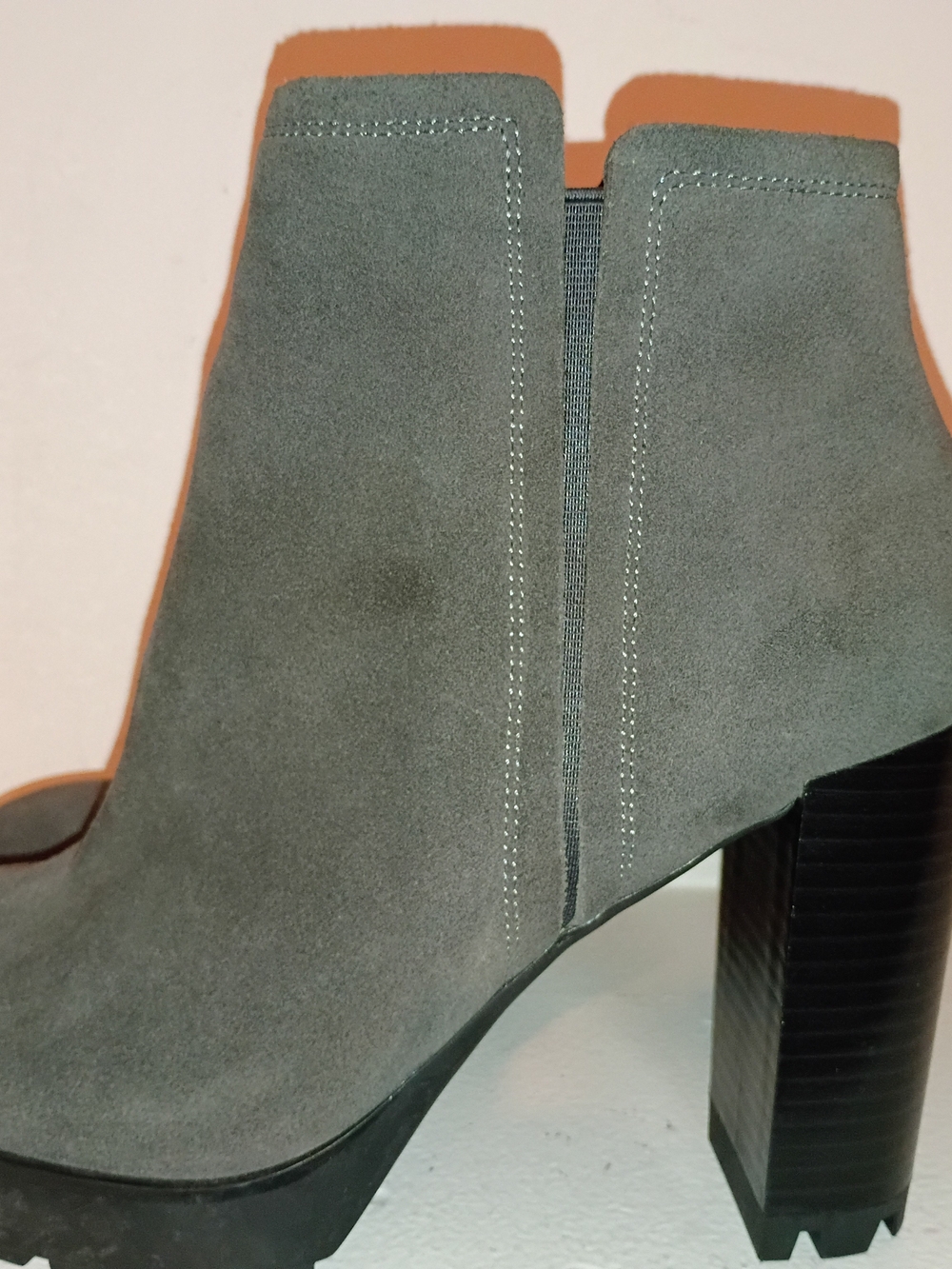 Kenneth Cole New York Gray Suede Ankle Booties